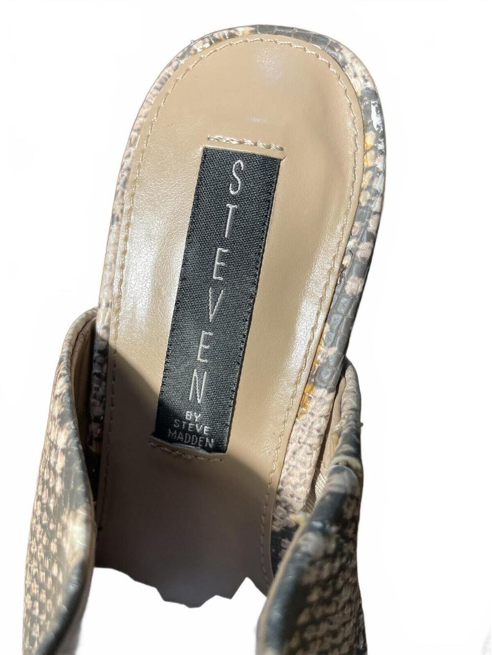 Steve Madden Block Heel Mules Shoes Women's 8.5 Snake Print - Picture 3 of 9